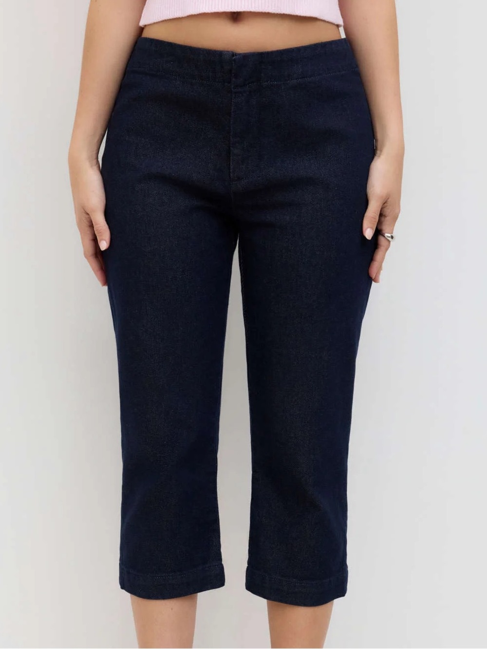 Stretch Denim Low Rise Straight Leg Capri Jeans
